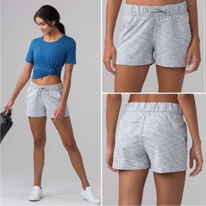 Like New Lululemon "On The Fly" 2.5" 'Wee From Space' Tie Waist Shorts (4)